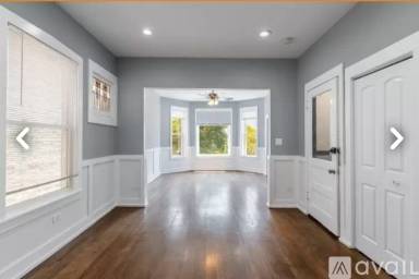 Main picture of 1306 W 64th St