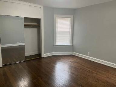 Main picture of 6422 N Mozart St