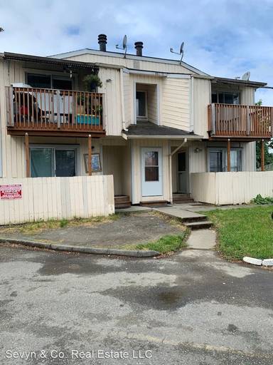 Main picture of 9918 Des Moines Memorial Dr