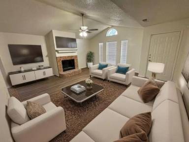 Main picture of 324 Moss Hill Dr