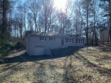 Main picture of 4330 Commodore Rd