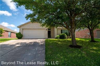 Main picture of 3516 Trickling Springs Way