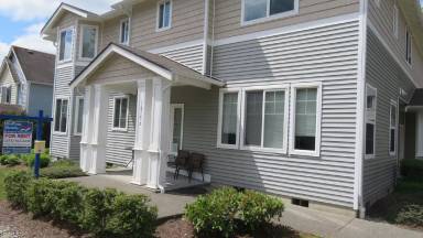 Main picture of 1613 Burnside Pl