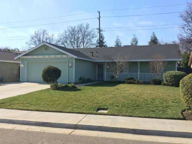 Main picture of 831 S Laguna St