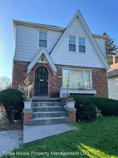 Main picture of 16000 W 9 Mile Rd