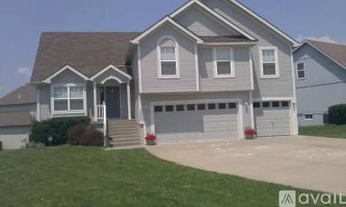 Main picture of 13300 Forest Oaks Dr