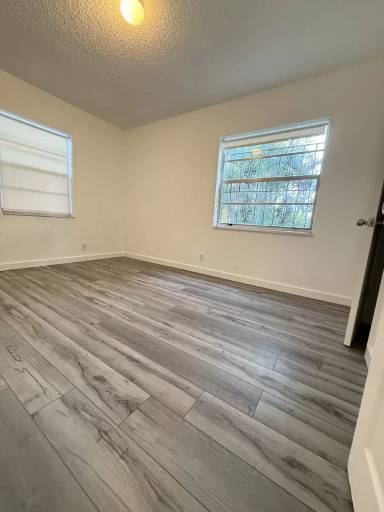 Main picture of 639 32nd St
