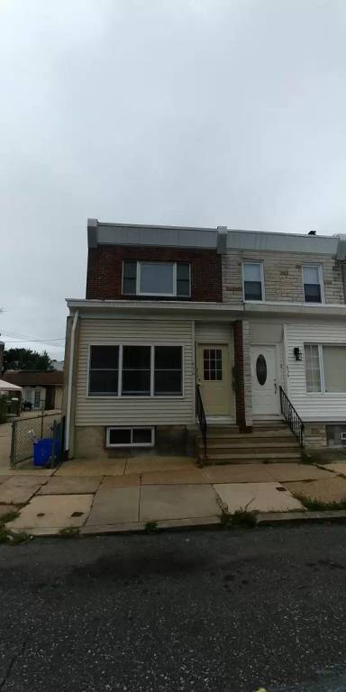 Main picture of 636 Fanshawe St