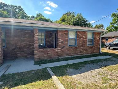 Main picture of 132 Stoneybrooks Pl