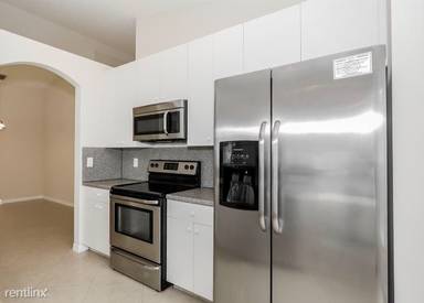 Main picture of 14243 NW 19th St