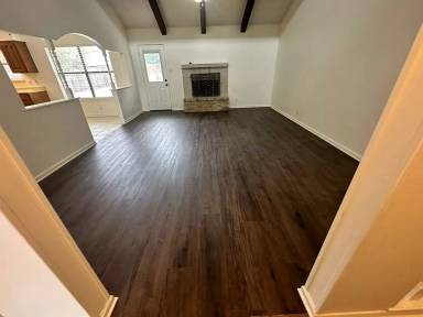 Main picture of 218 Fawn Valley Dr