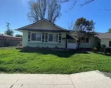 Main picture of 8401 Owensmouth Ave