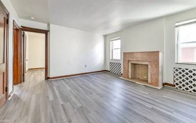 Main picture of 5835 Darlington Rd