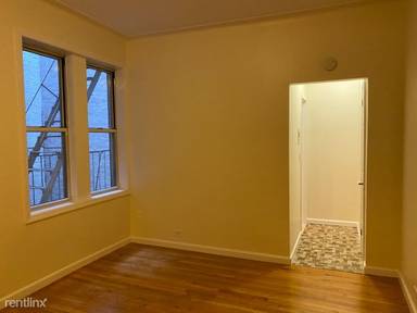 Main picture of 117 W 13th St