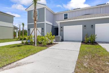 Main picture of 3755 Spotted Fawn Ct