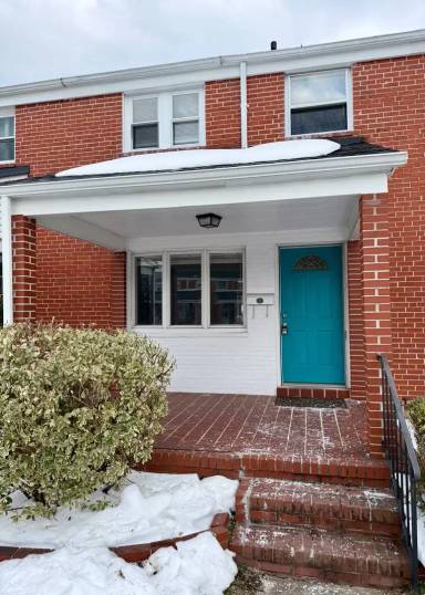Main picture of 1917 Wareham Rd