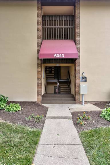 Main picture of 6027 Majors Lane