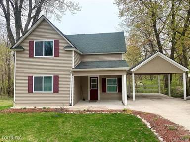Main picture of 102 Cloverport Ave
