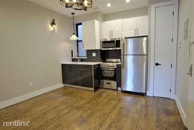 Main picture of 2331 Bedford Ave