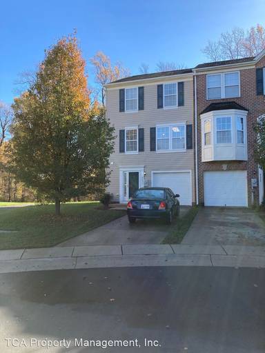 Main picture of 4631 Harrier Way