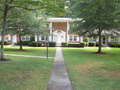 Main picture of 101 Boyd Dr