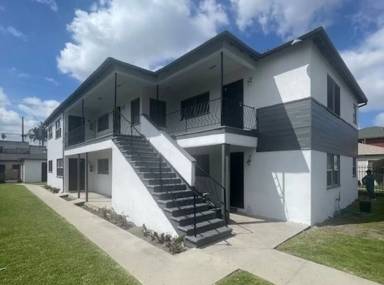 Main picture of 438 W Magnolia St