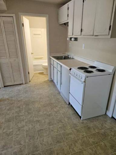 Main picture of 8936 Commercial Blvd