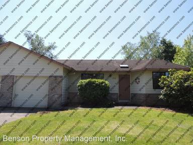 Main picture of 1332 SW 28th St