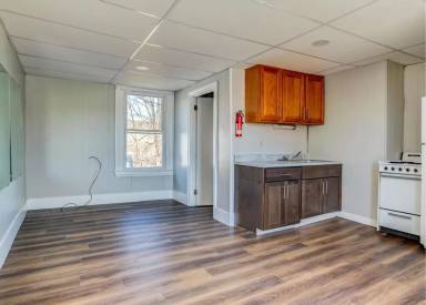 Main picture of 119 Pine Ave