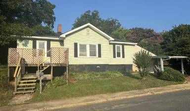 Main picture of 326 Mayflower Ave