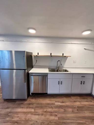 Main picture of 3033 Van Buren Ave