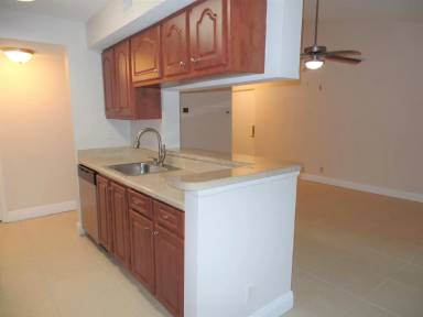 Main picture of 5612 Rock Island Rd