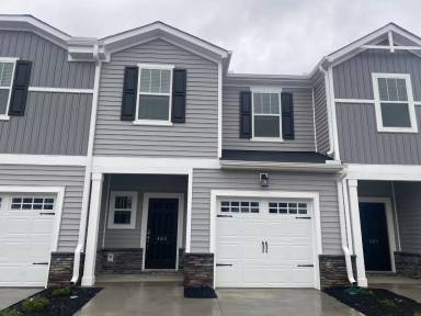 Main picture of 403 Windsinger Ln