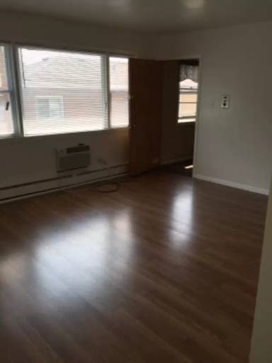 Main picture of 5712 W Park Ave