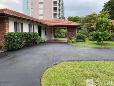 Main picture of 9089 Thunderbird Dr