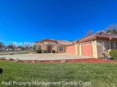 Main picture of 2810 Schoolhouse Cir