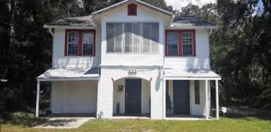 Main picture of 117 W 23rd St
