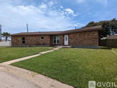 Main picture of 1127 Bayou Cir