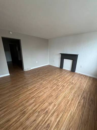 Main picture of 21 S Spring Garden St