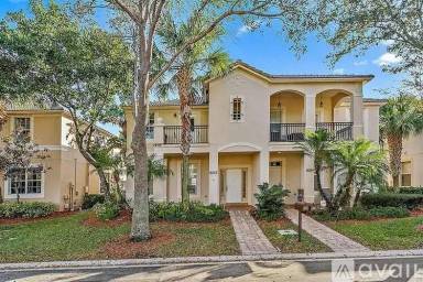 Main picture of 8052 Murano Cir