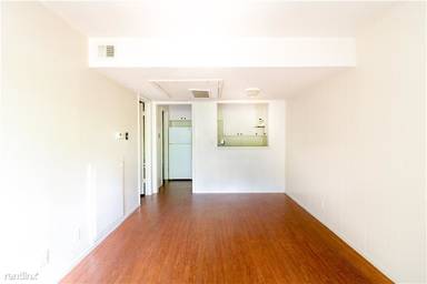 Main picture of 701 W North Loop Blvd