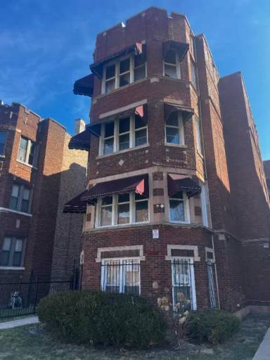 Main picture of 8209 S Evans Ave