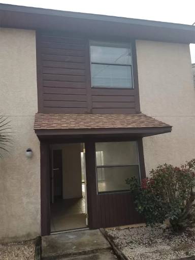 Main picture of 8003 Beach Dr