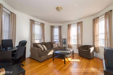 Main picture of Strathmore Road Apartments