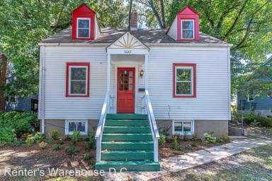 Main picture of 6007 40th Ave