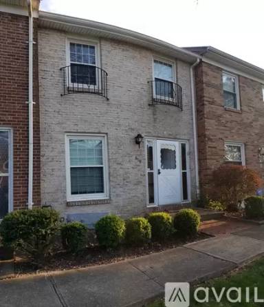 Main picture of 619 Dlyn St