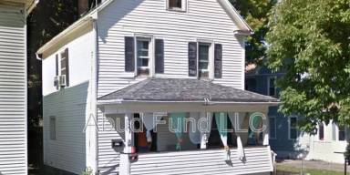 Main picture of 327 Saxton St