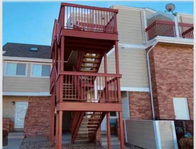 Main picture of 960 S Dawson Way