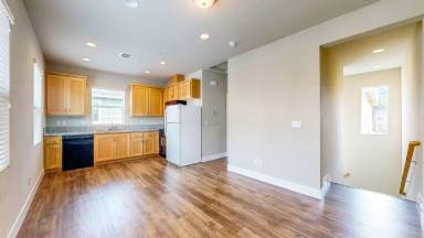 Main picture of 24 Lipton Way