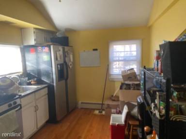 Main picture of 28 N Cooks Bridge Rd